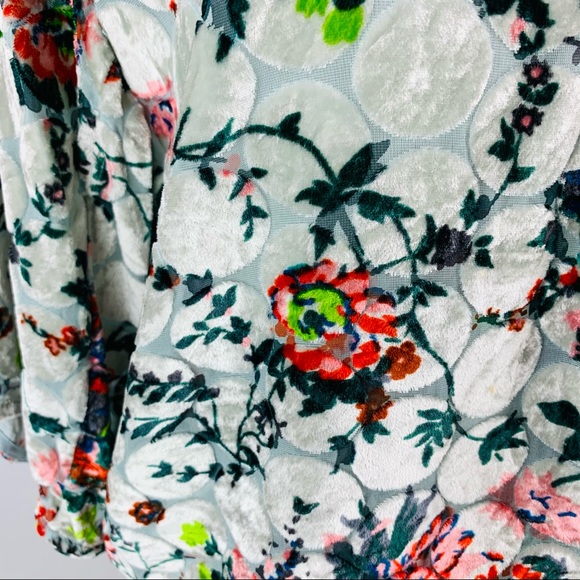 Anthropologie Maeve Velvet Floral Umi Wrap Top XS - Picture 4 of 8